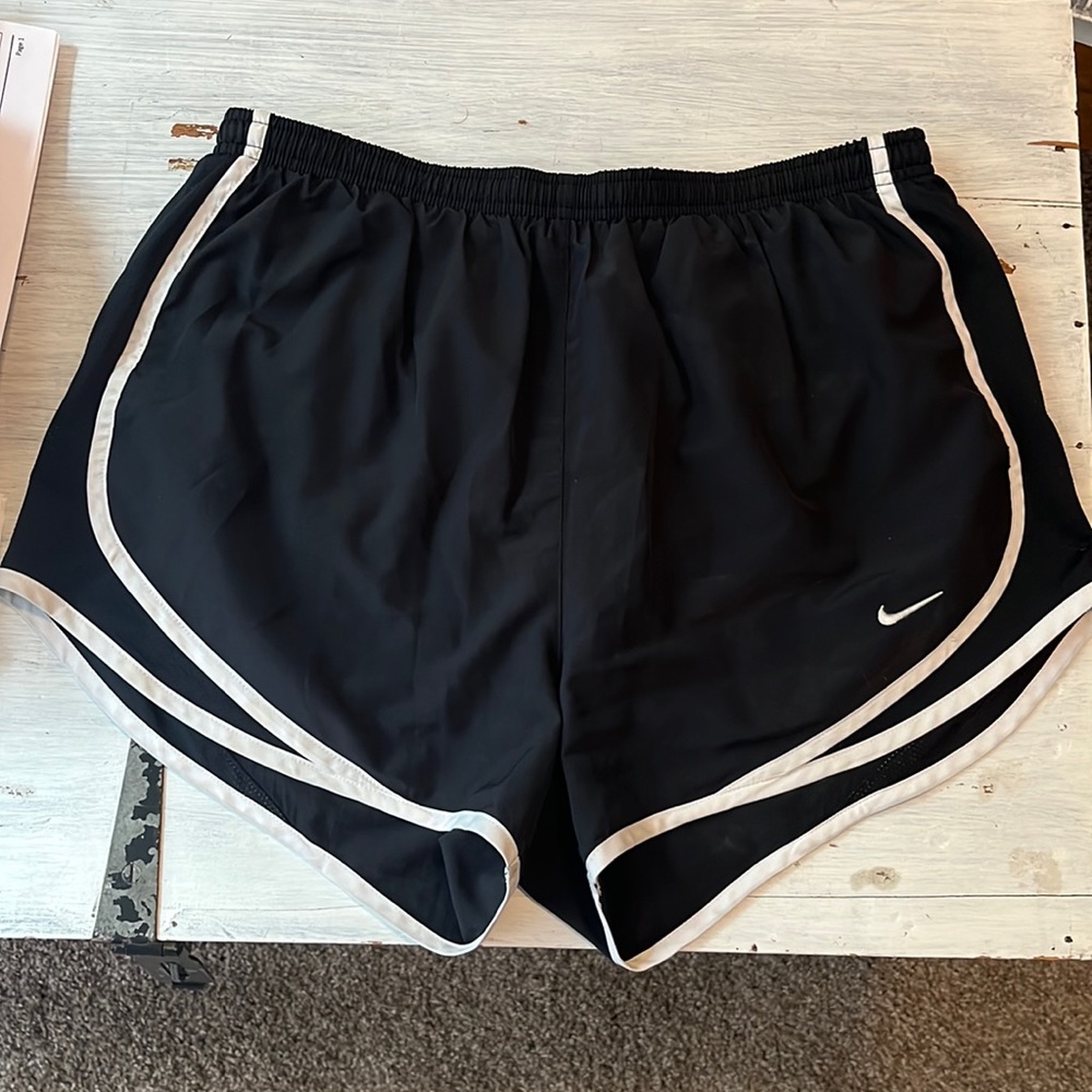 Nike tempo shorts
